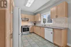 2 FOXFIELD CRESCENT | Vaughan Ontario | Slide Image Nine
