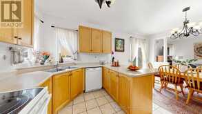 33 AMETHYST DRIVE | Richmond Hill Ontario | Slide Image Twelve