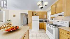 33 AMETHYST DRIVE | Richmond Hill Ontario | Slide Image Thirteen