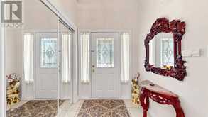 33 AMETHYST DRIVE | Richmond Hill Ontario | Slide Image Four