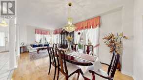 33 AMETHYST DRIVE | Richmond Hill Ontario | Slide Image Five