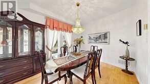 33 AMETHYST DRIVE | Richmond Hill Ontario | Slide Image Six