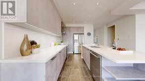 64 MONDIAL CRESCENT | East Gwillimbury Ontario | Slide Image Nineteen