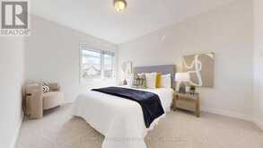64 MONDIAL CRESCENT | East Gwillimbury Ontario | Slide Image Thirty-six