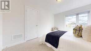 64 MONDIAL CRESCENT | East Gwillimbury Ontario | Slide Image Thirty-eight