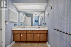 24 BILLY JOEL CRESCENT | Markham Ontario | Slide Image Thirty-five