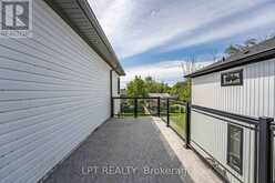 36 BLUE JAY BOULEVARD | Georgina Ontario | Slide Image Twenty-seven