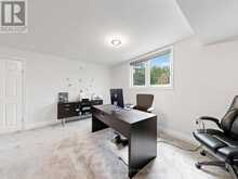 48 PETCH CRESCENT | Aurora Ontario | Slide Image Thirty-two