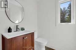 9 HOWARD DRIVE | Oro-Medonte Ontario | Slide Image Twenty-one