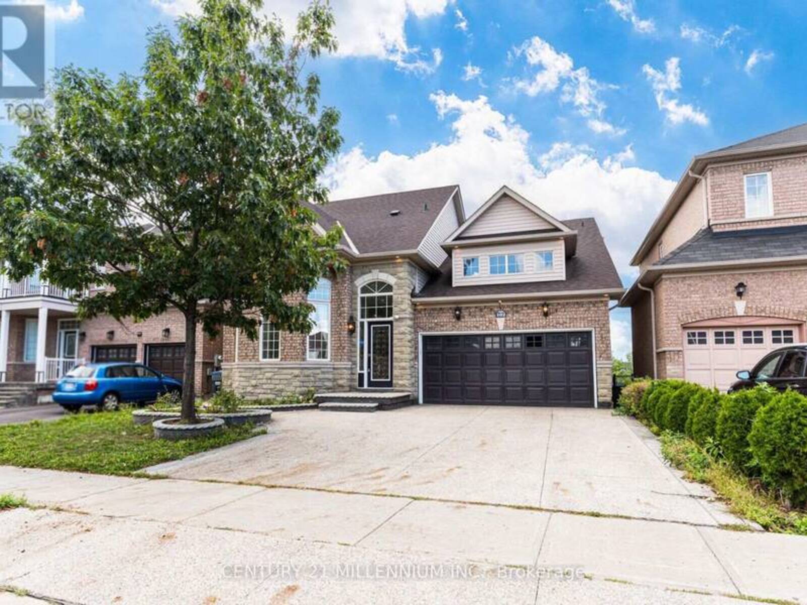 102 SOUTHLAKE BOULEVARD, Brampton, Ontario L6V 4P2