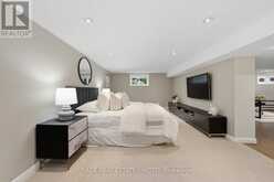 50 NORTHAMPTON DRIVE | Toronto Ontario | Slide Image Thirty-seven