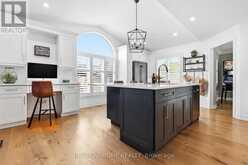 509 LARKSPUR LANE | Burlington Ontario | Slide Image Eight
