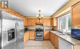 17 CALDERSTONE ROAD | Brampton Ontario | Slide Image Thirteen