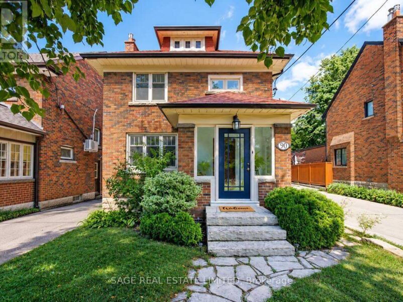 90 METHUEN AVENUE, Toronto, Ontario M6S 1Z9