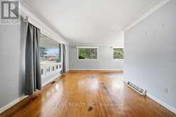 115 TENTH AVENUE | Brantford Ontario | Slide Image Nine
