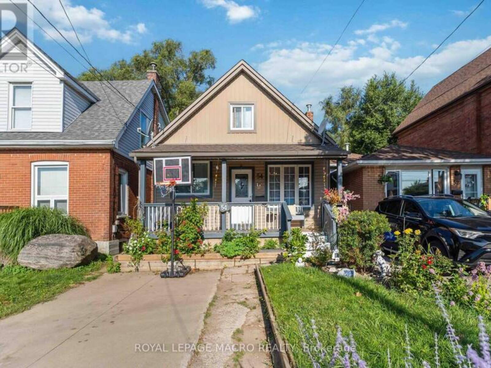 54 EAST 23RD STREET, Hamilton, Ontario L8V 2W6