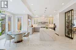 18 SUNCREST DRIVE | Toronto Ontario | Slide Image Fifteen