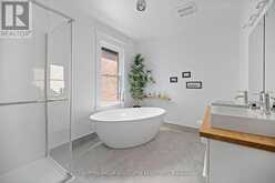 853 MANNING AVENUE | Toronto Ontario | Slide Image Eighteen