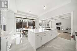 16 GIANVITO CRESCENT | King Ontario | Slide Image Two