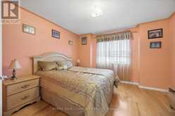 41 OLD COLONY ROAD | Richmond Hill Ontario | Slide Image Nineteen