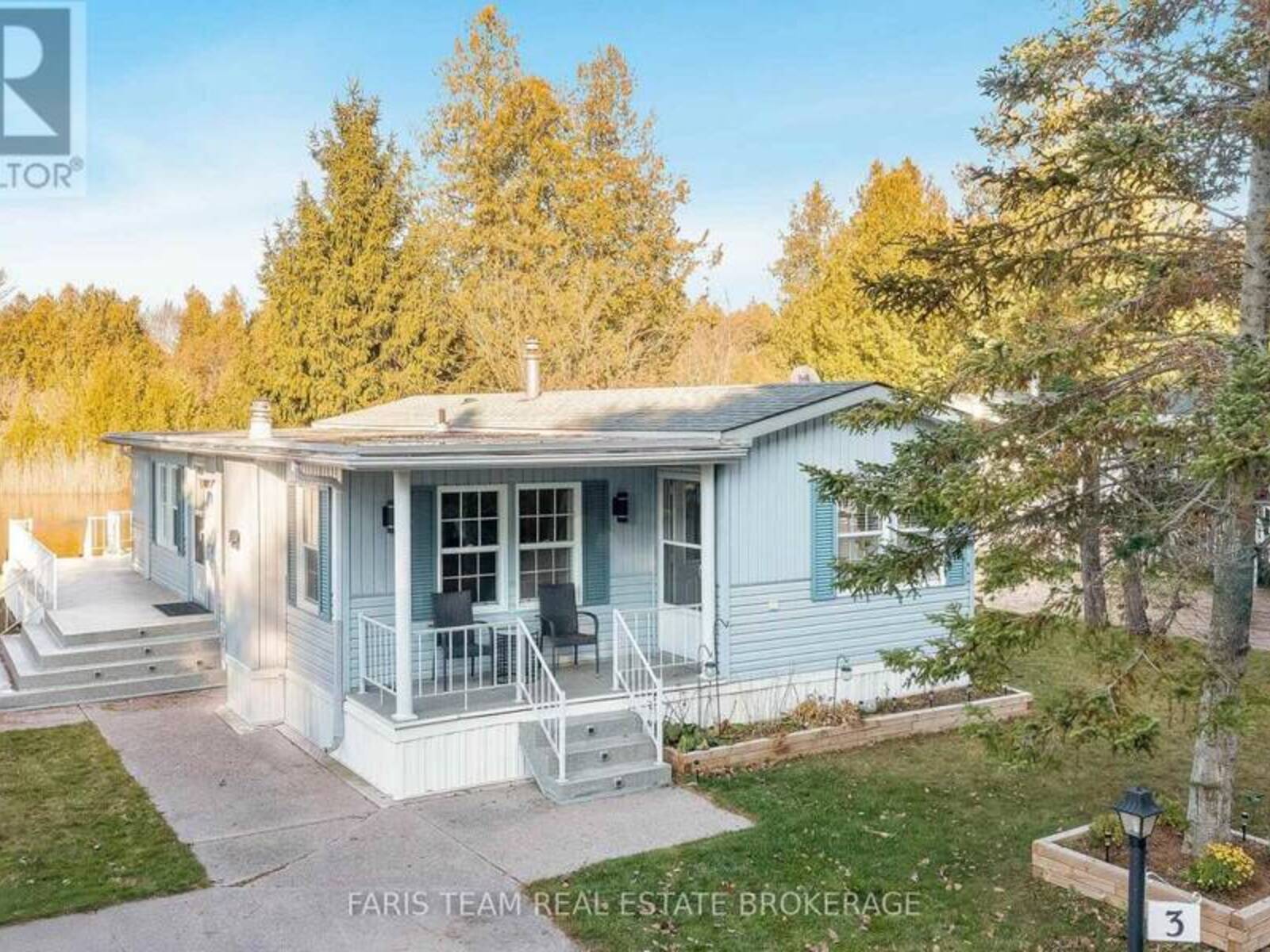 3 ST JAMES PLACE, Wasaga Beach, Ontario L9Z 3A8