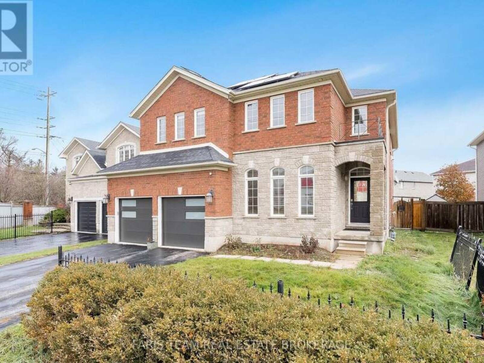3 PRINCE WILLIAM WAY, Barrie, Ontario L4N 0Y9