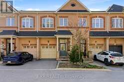 6 PURPLE FINCH COURT | Brampton Ontario | Slide Image Three