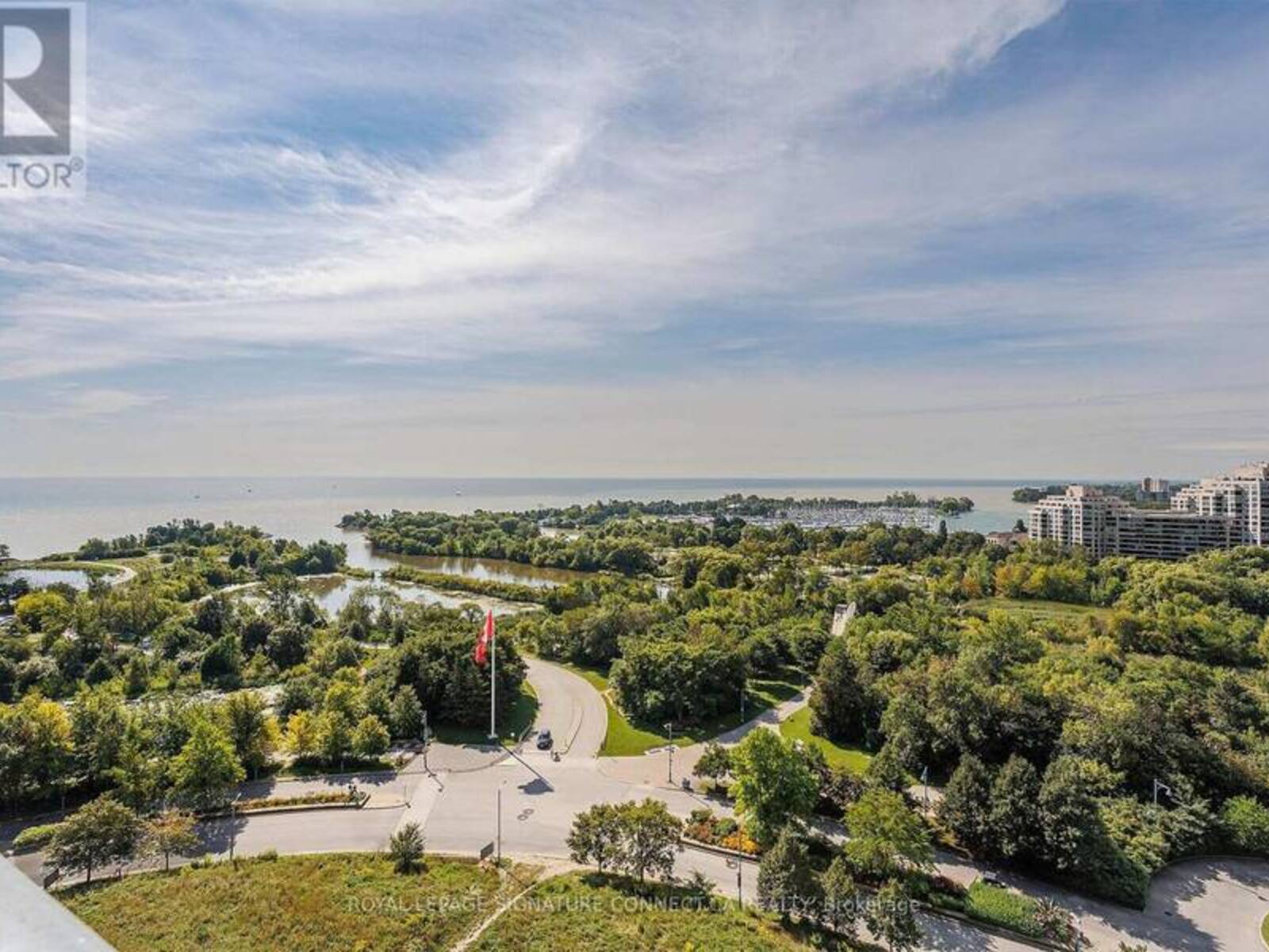 1319 - 30 SHORE BREEZE DRIVE, Toronto, Ontario M8V 1A1