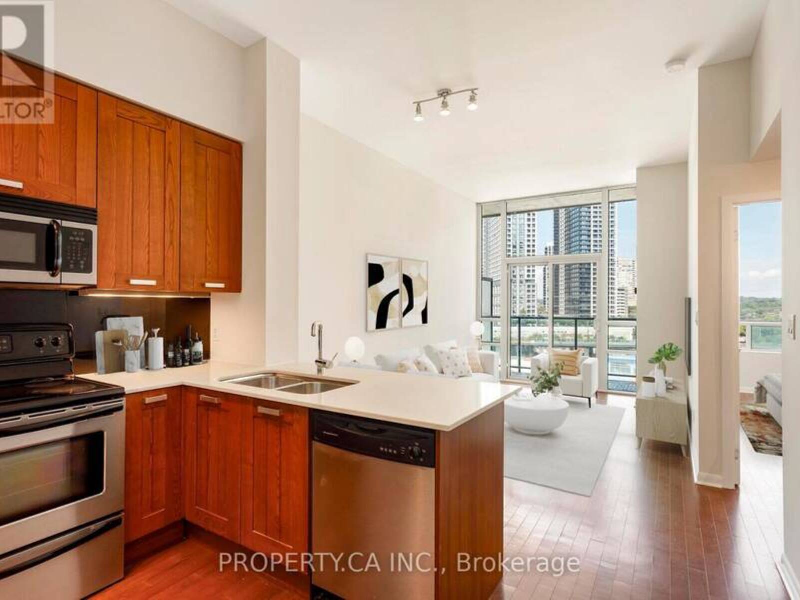 703 - 3391 BLOOR STREET W, Toronto, Ontario M8X 1G3