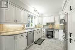 281 BLACKACRES BOULEVARD | London Ontario | Slide Image Fifteen