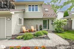 281 BLACKACRES BOULEVARD | London Ontario | Slide Image Four
