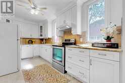 192 THREE VALLEYS DRIVE | Toronto Ontario | Slide Image Thirteen