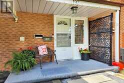 192 THREE VALLEYS DRIVE | Toronto Ontario | Slide Image Three