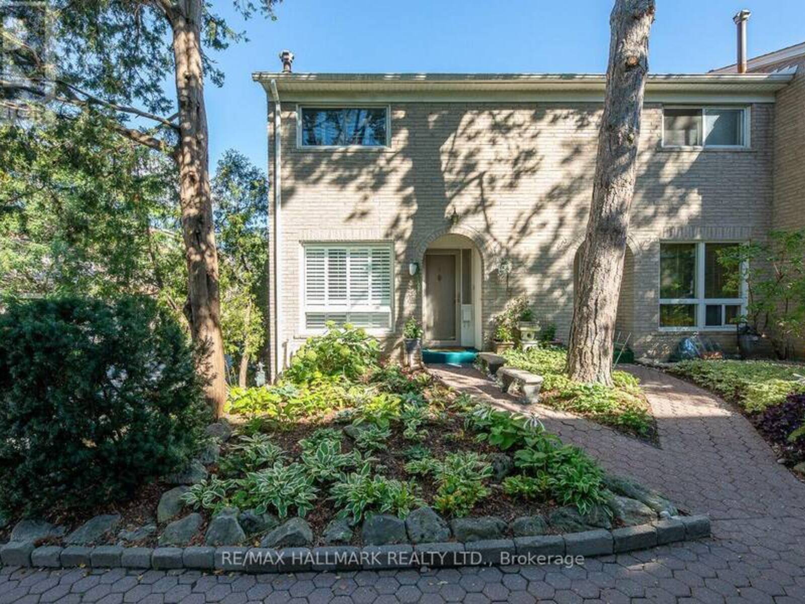 1 - 83 RAMEAU DRIVE, Toronto, Ontario M2H 1T6