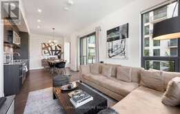 526 - 280 HOWLAND AVENUE | Toronto Ontario | Slide Image Eight