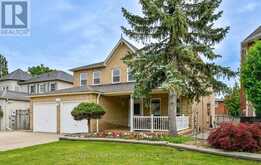 1554 SAUGEEN DRIVE | Pickering Ontario | Slide Image Two