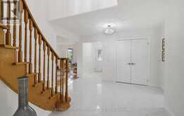 1554 SAUGEEN DRIVE | Pickering Ontario | Slide Image Six