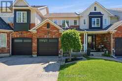3 BATTENBERG COURT | East Gwillimbury Ontario | Slide Image One