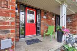 117 HAMMILL HEIGHTS | East Gwillimbury Ontario | Slide Image Three