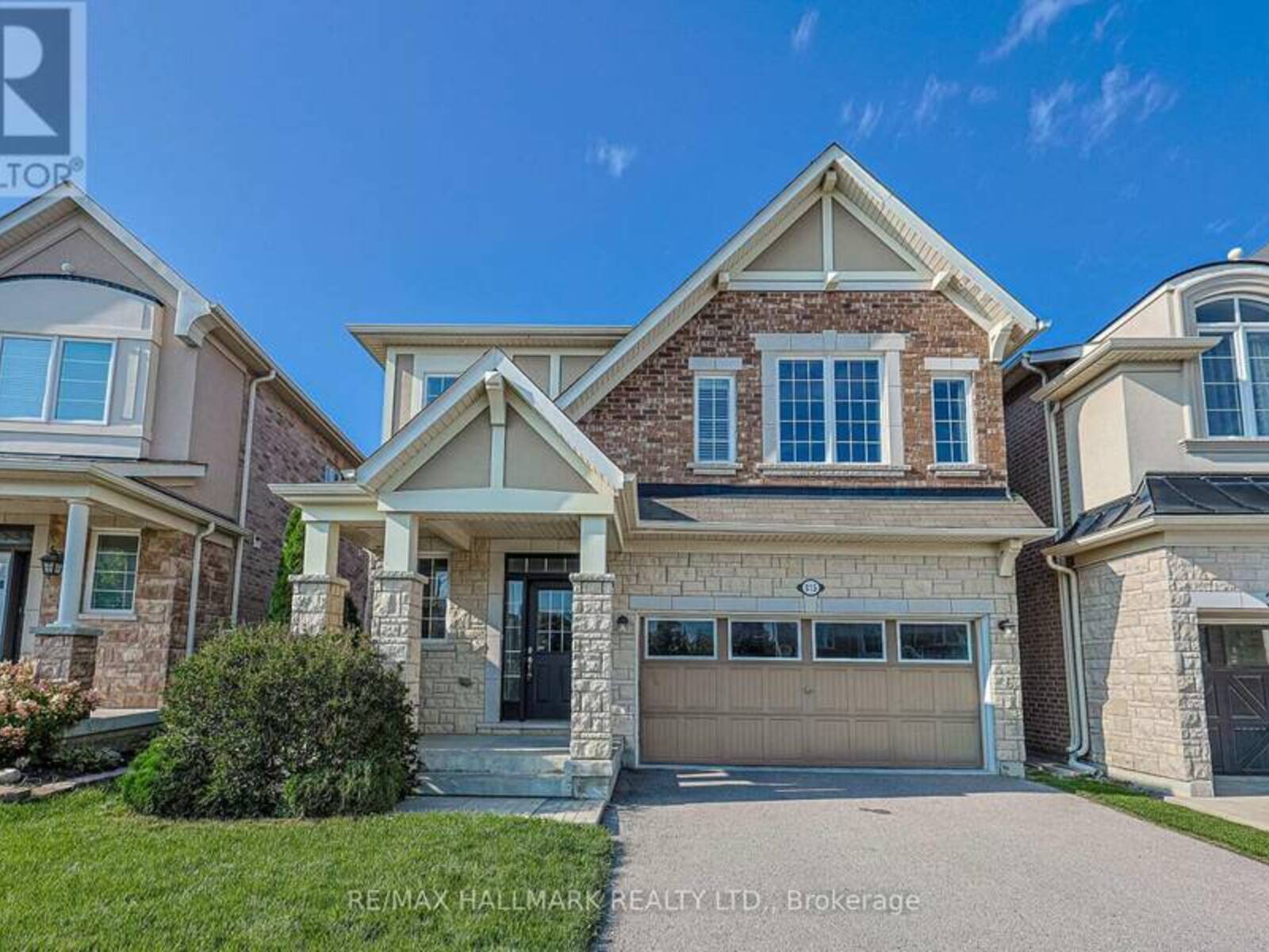 315 THOMAS PHILLIPS DRIVE, Aurora, Ontario L4G 0T3