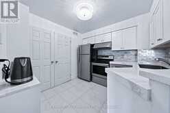 1011 - 8501 BAYVIEW AVENUE | Richmond Hill Ontario | Slide Image Eight