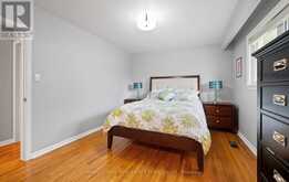 22 ARBROATH CRESCENT | Toronto Ontario | Slide Image Nineteen