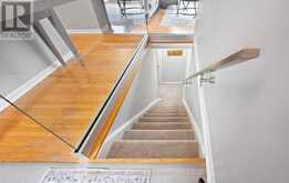 22 ARBROATH CRESCENT | Toronto Ontario | Slide Image Thirty