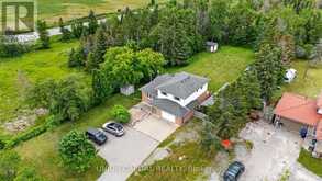 3132 RAVENSHOE ROAD | Georgina Ontario | Slide Image Five