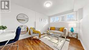 35 SHARBOT LANE | Markham Ontario | Slide Image Thirty-six