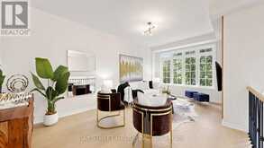 35 SHARBOT LANE | Markham Ontario | Slide Image Three