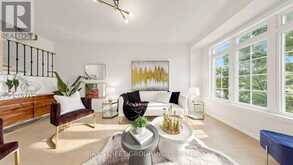 35 SHARBOT LANE | Markham Ontario | Slide Image Five