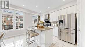 35 SHARBOT LANE | Markham Ontario | Slide Image Seven