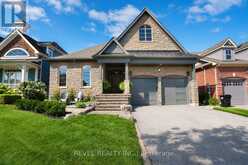 36 TURNER DRIVE | Barrie Ontario | Slide Image One