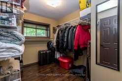 79 FOREST CIRCLE | Tiny Ontario | Slide Image Thirty-two